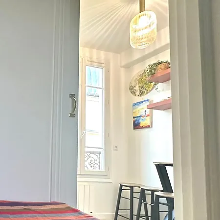 Artist Flat 450m To Mont Martre Apartment *