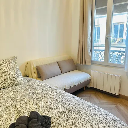 Apartment Artist Flat 450m To Mont Martre
